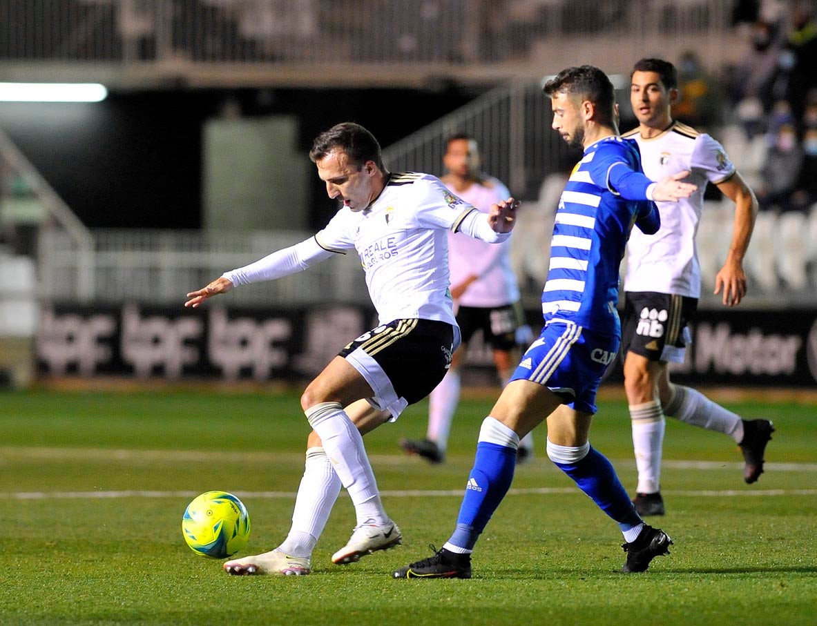 Fotos: El Burgos CF se hace con un nuevo derbi