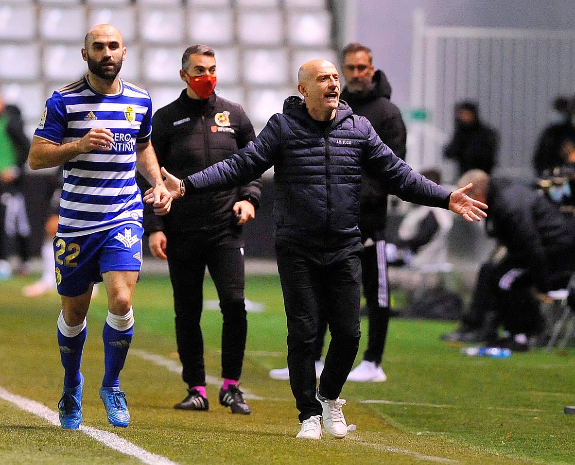 Fotos: El Burgos CF se hace con un nuevo derbi