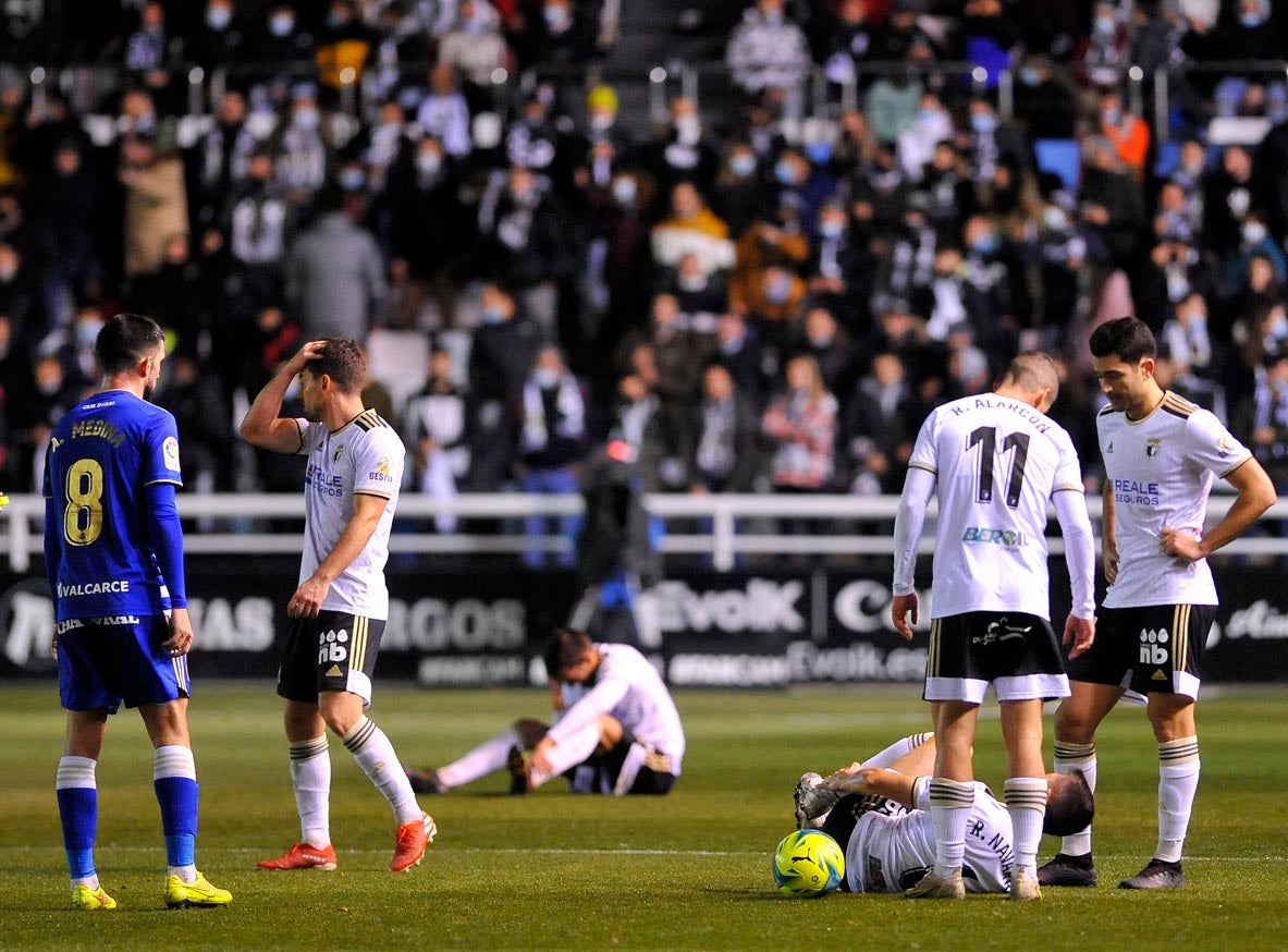 Fotos: El Burgos CF se hace con un nuevo derbi