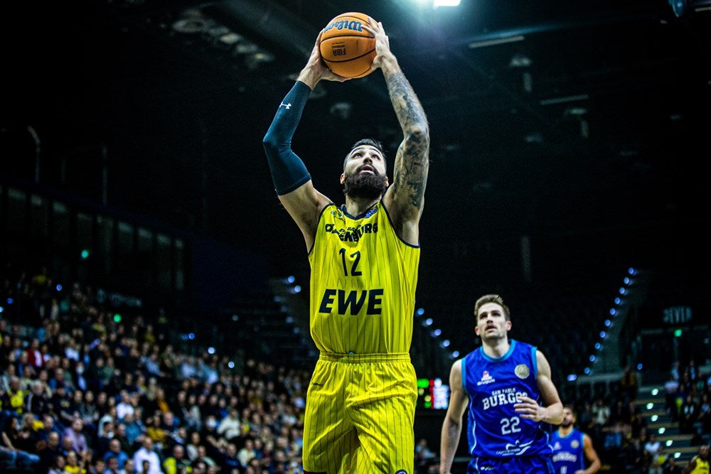 Fotos: El Hereda San Pablo Burgos vence al EWE Baskets Oldenburg