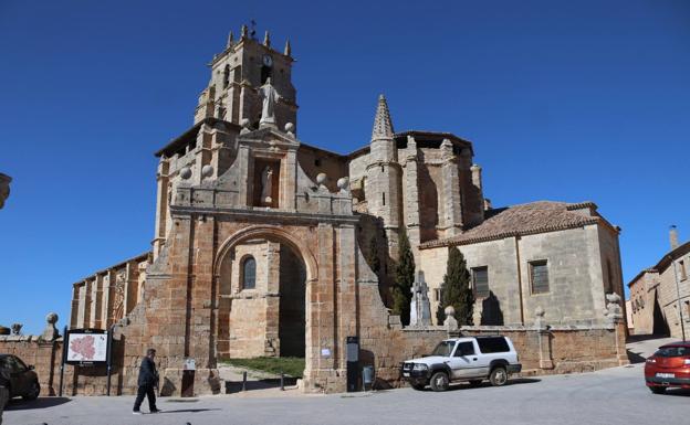 Fotos: El crucero de la iglesia de Sasamón luce restaurado tras una inversión de 260.000 euros