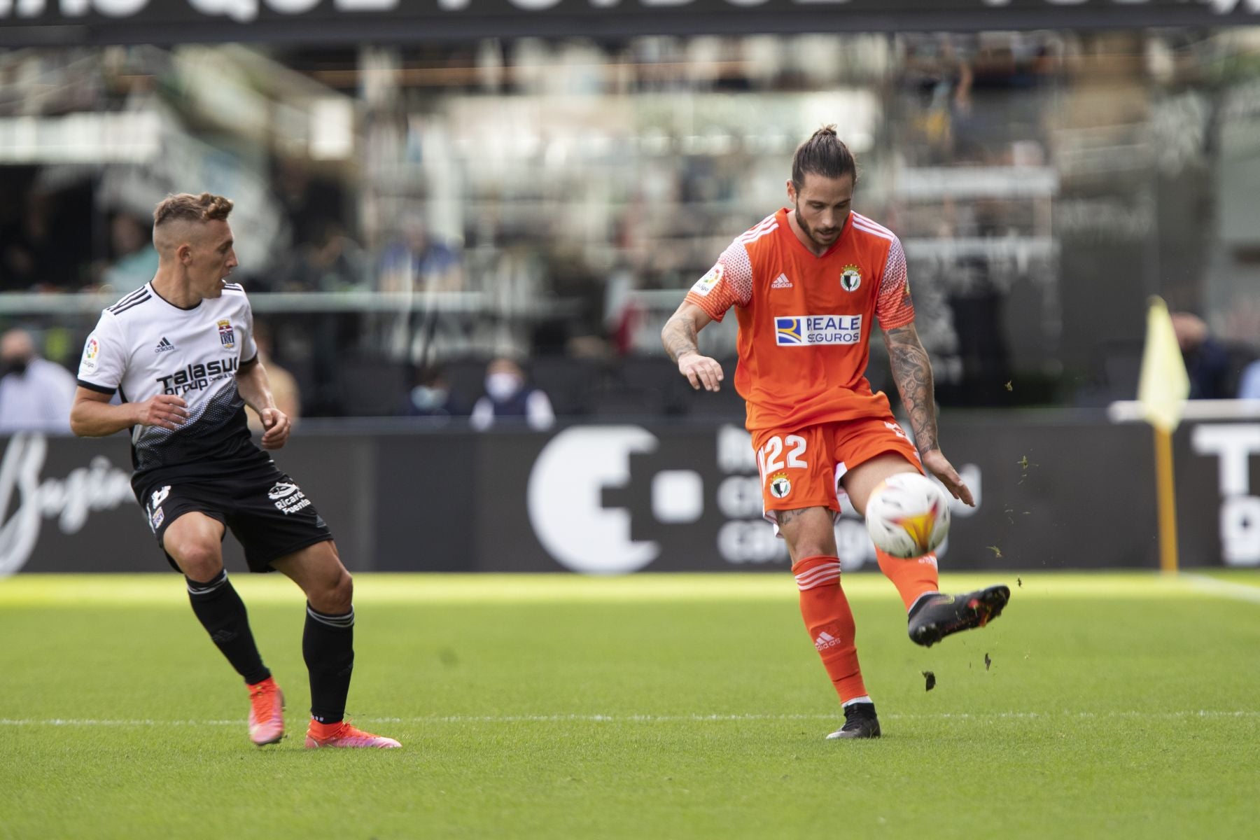 Fotos: El Burgos CF no puede con el FC Cartagena