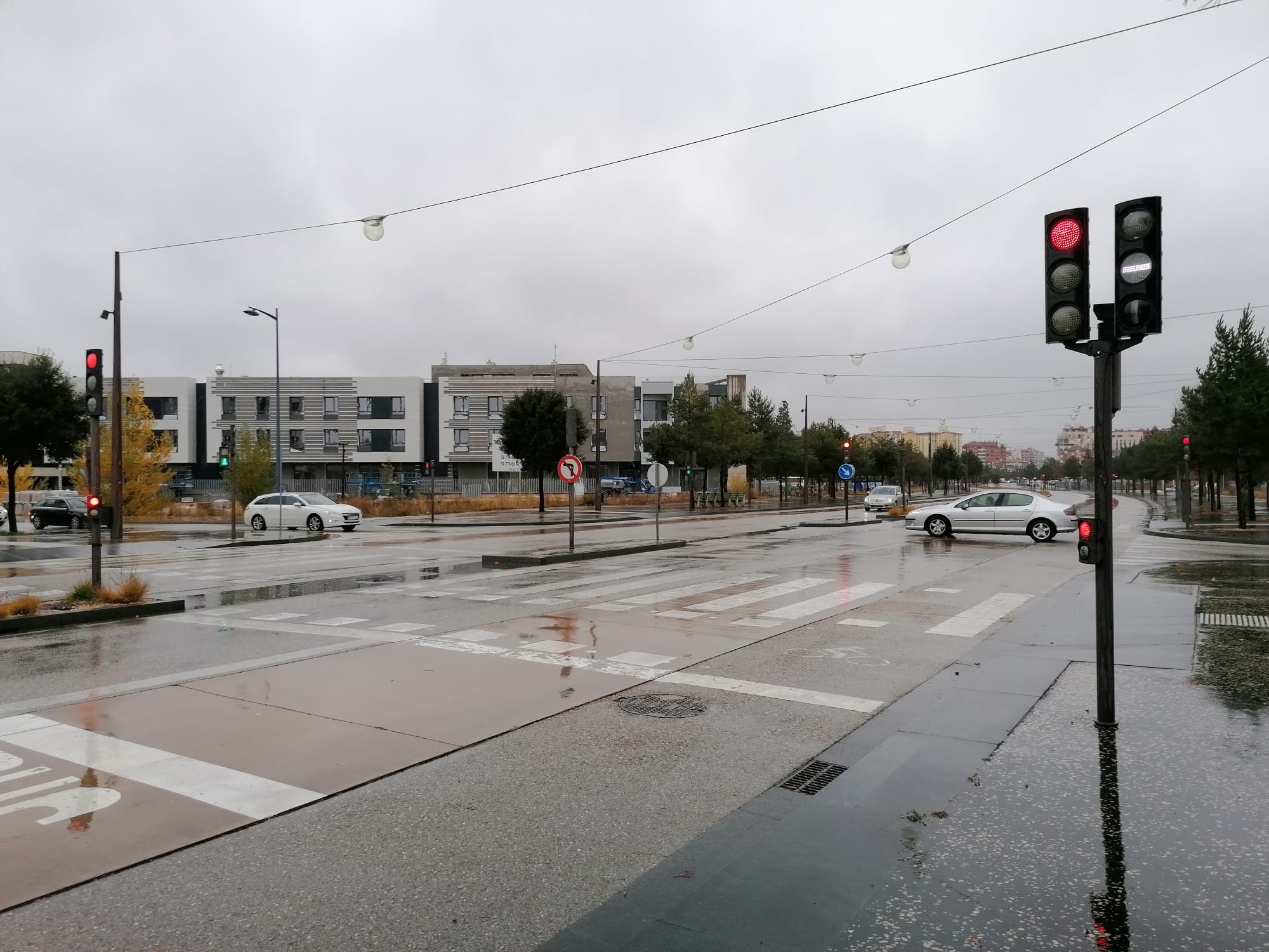 Fotos: Los vecinos de la zona sur acumulan demandas para el Ayuntamiento de Burgos