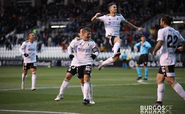 El Burgos CF encuentra a sus delanteros