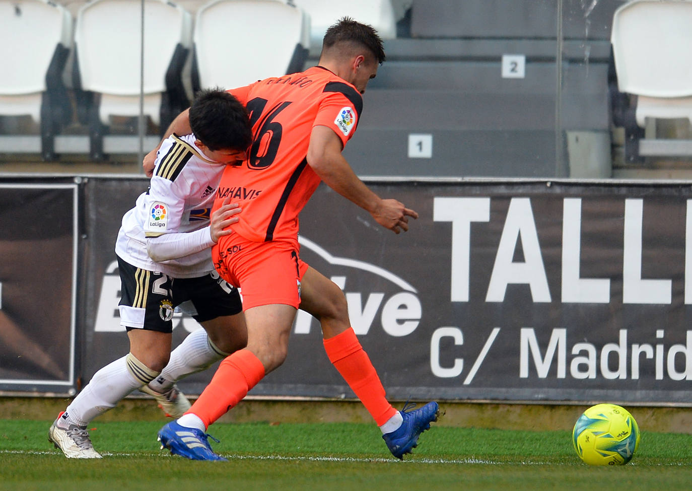 Victoria del Burgos CF ante el Málaga en El Plantío.