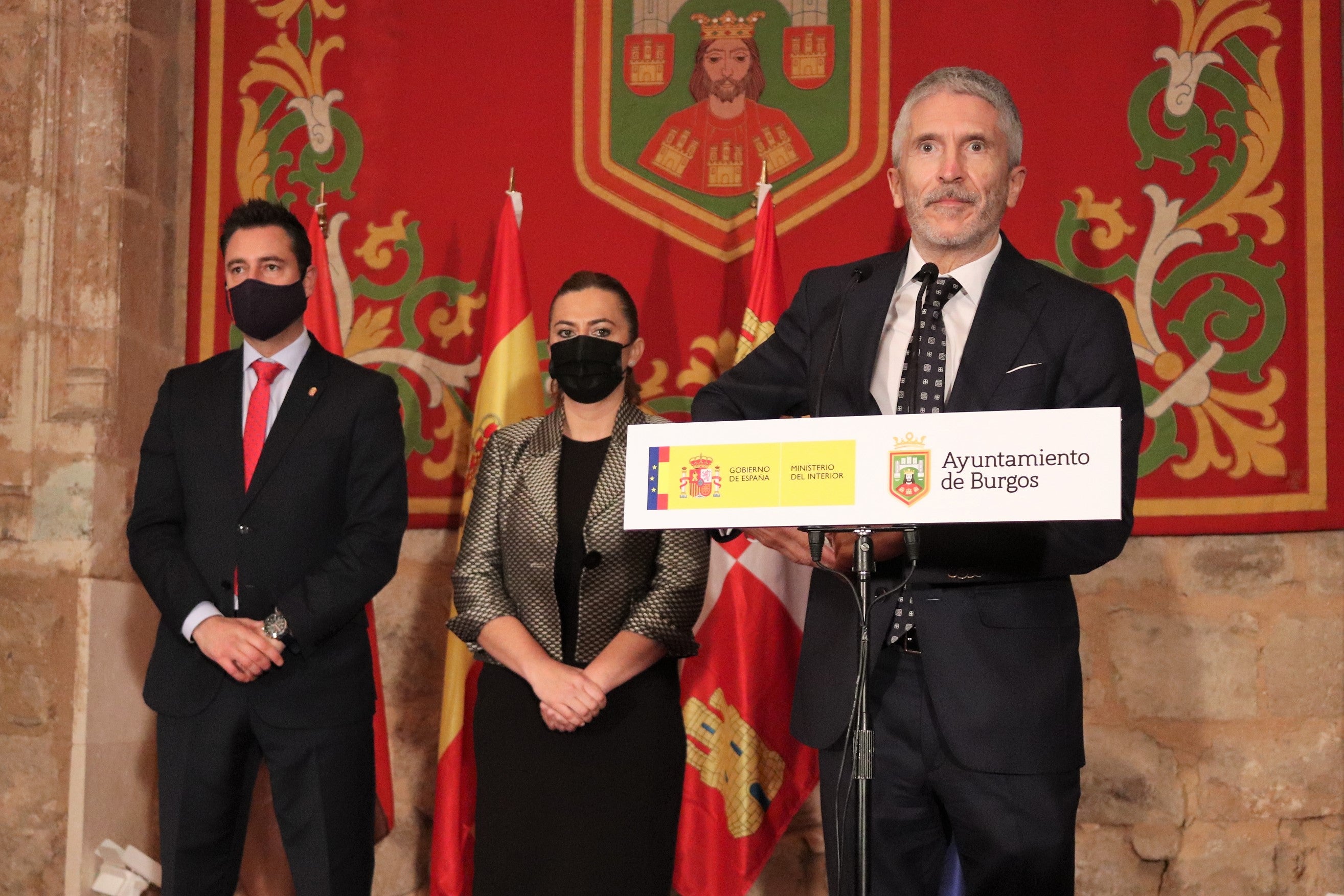 Fotos: Grande-Marlaska defiende en Burgos el compromiso del Gobierno con las Fuerzas de Seguridad