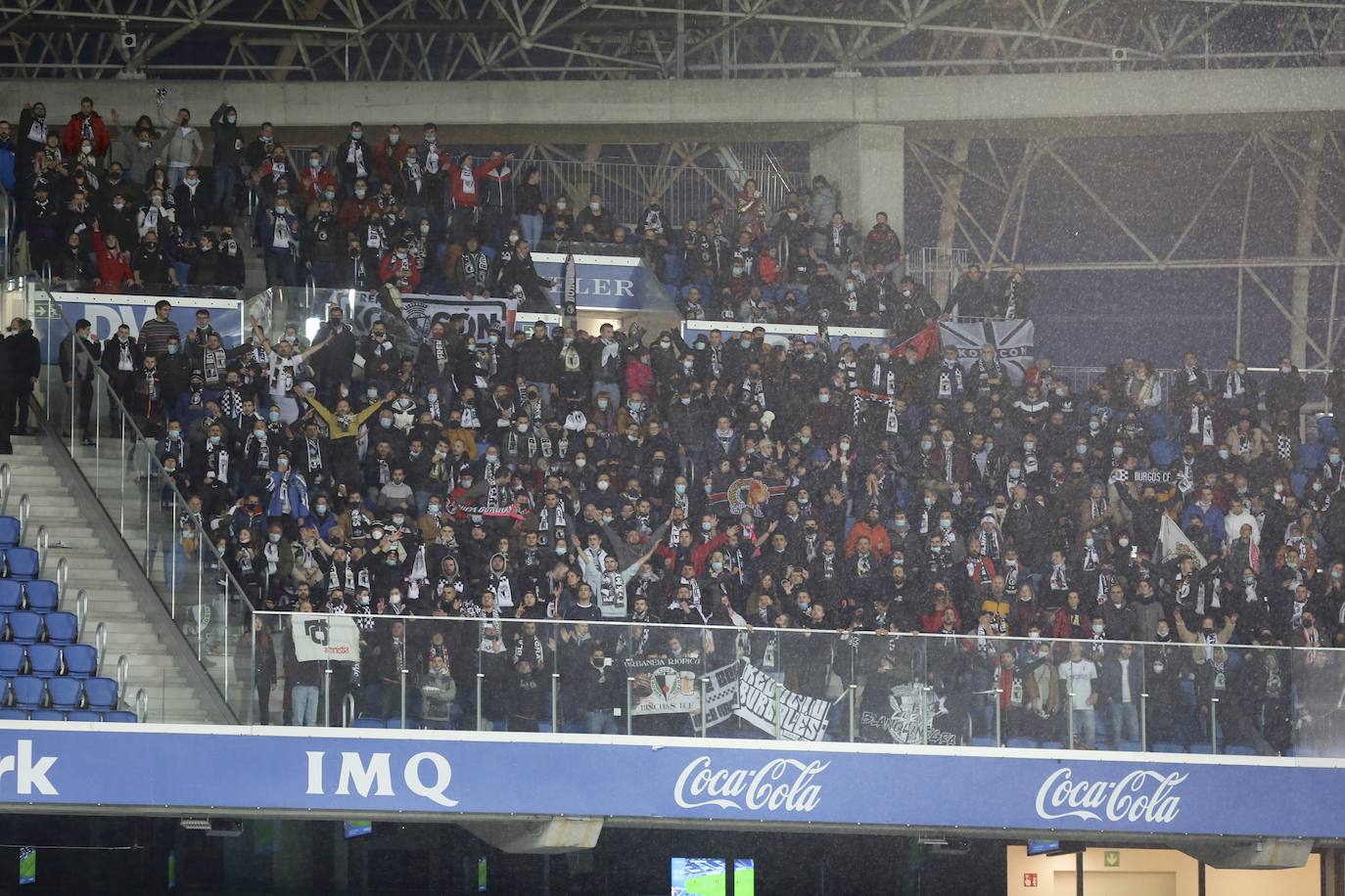 El Burgos CF celebra la victoria. 