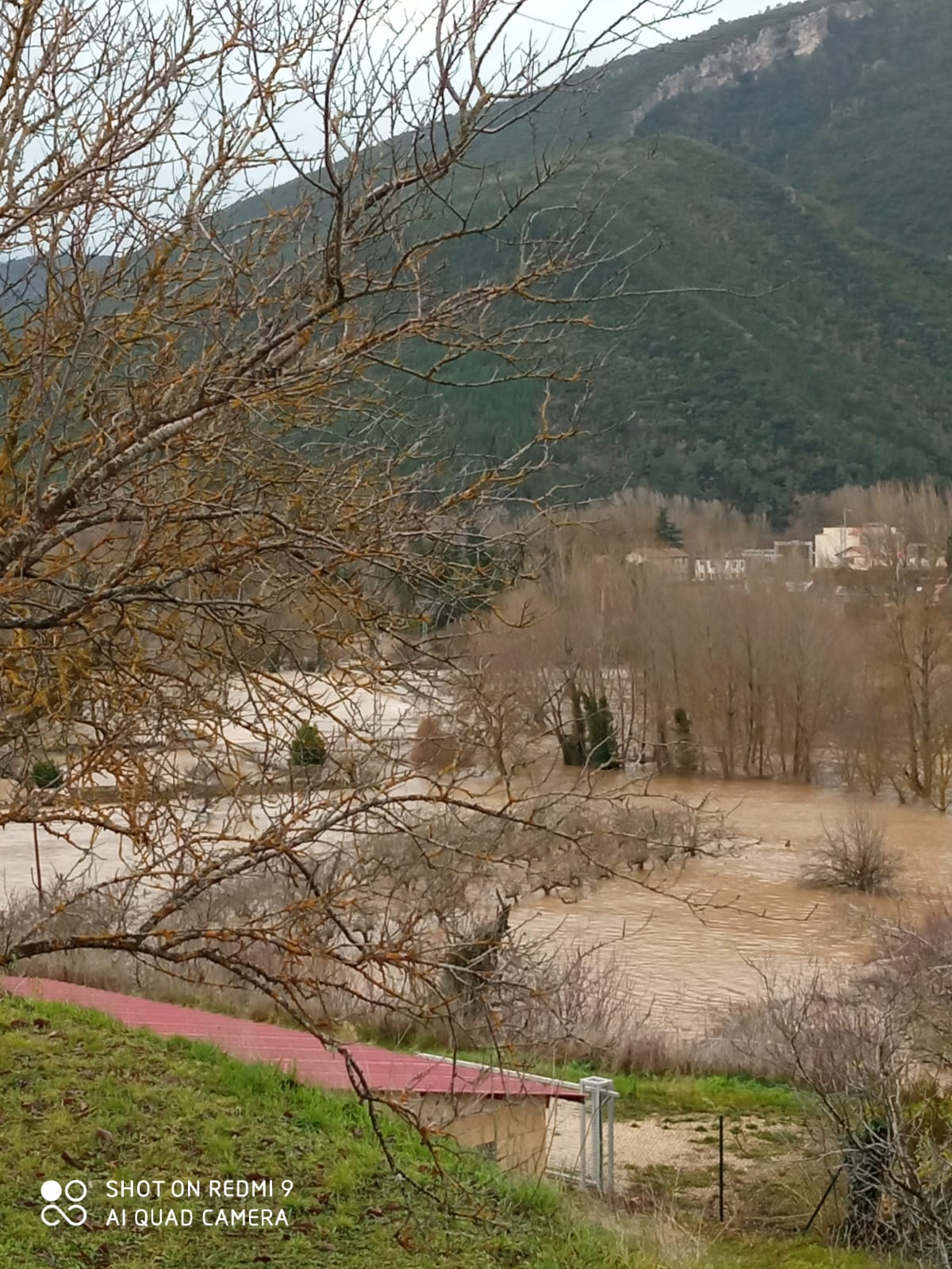 Los ríos del norte de la provincia se desbordan tras las últimas nevadas y lluvias.