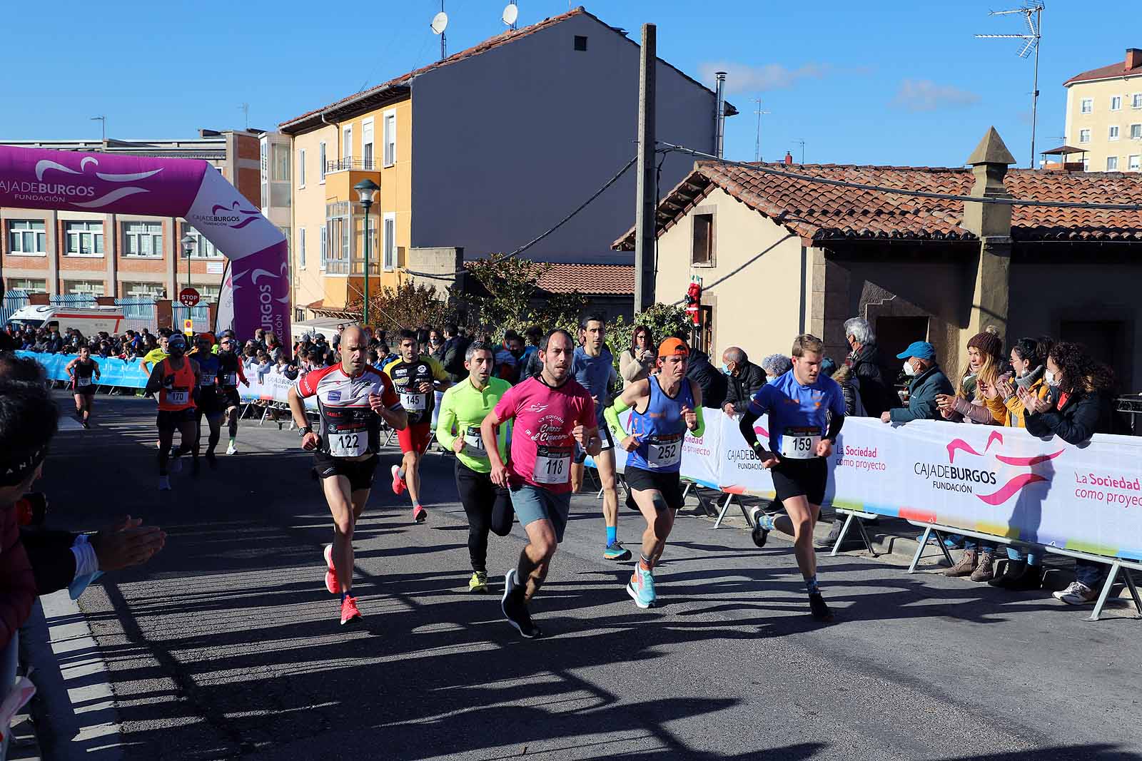 1.600 atletas disfrutan de la mítica prueba atlética en El Crucero.