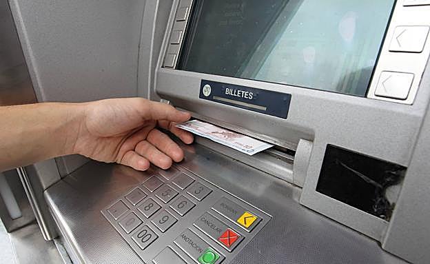 Burgos ha visto cómo se cerraban casi 300 sucursales bancarias en 13 años