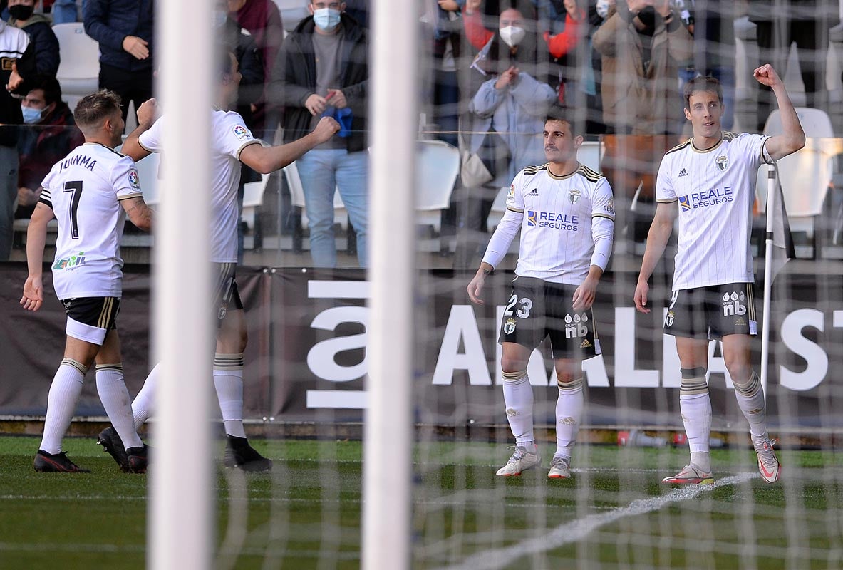 Fotos: El Burgos CF - SD Amorebieta, en imágenes