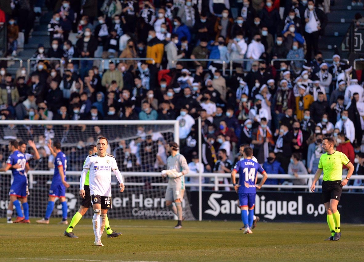 Fotos: El Burgos CF - SD Amorebieta, en imágenes