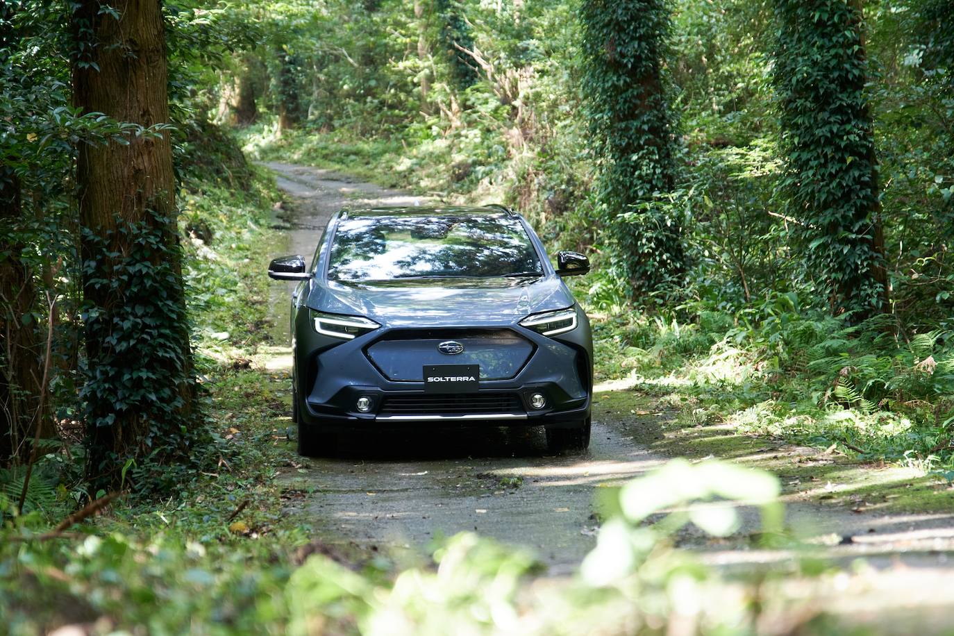 Fotos: Solterra, el primer eléctrico y 4X4 de Subaru