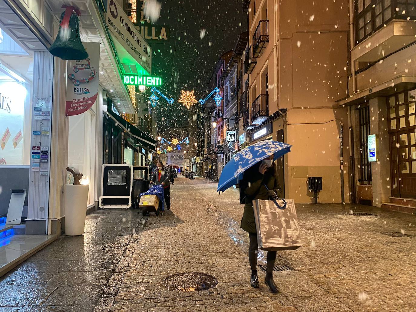 Fotos: La nieve y los Reyes Magos visitan Aranda