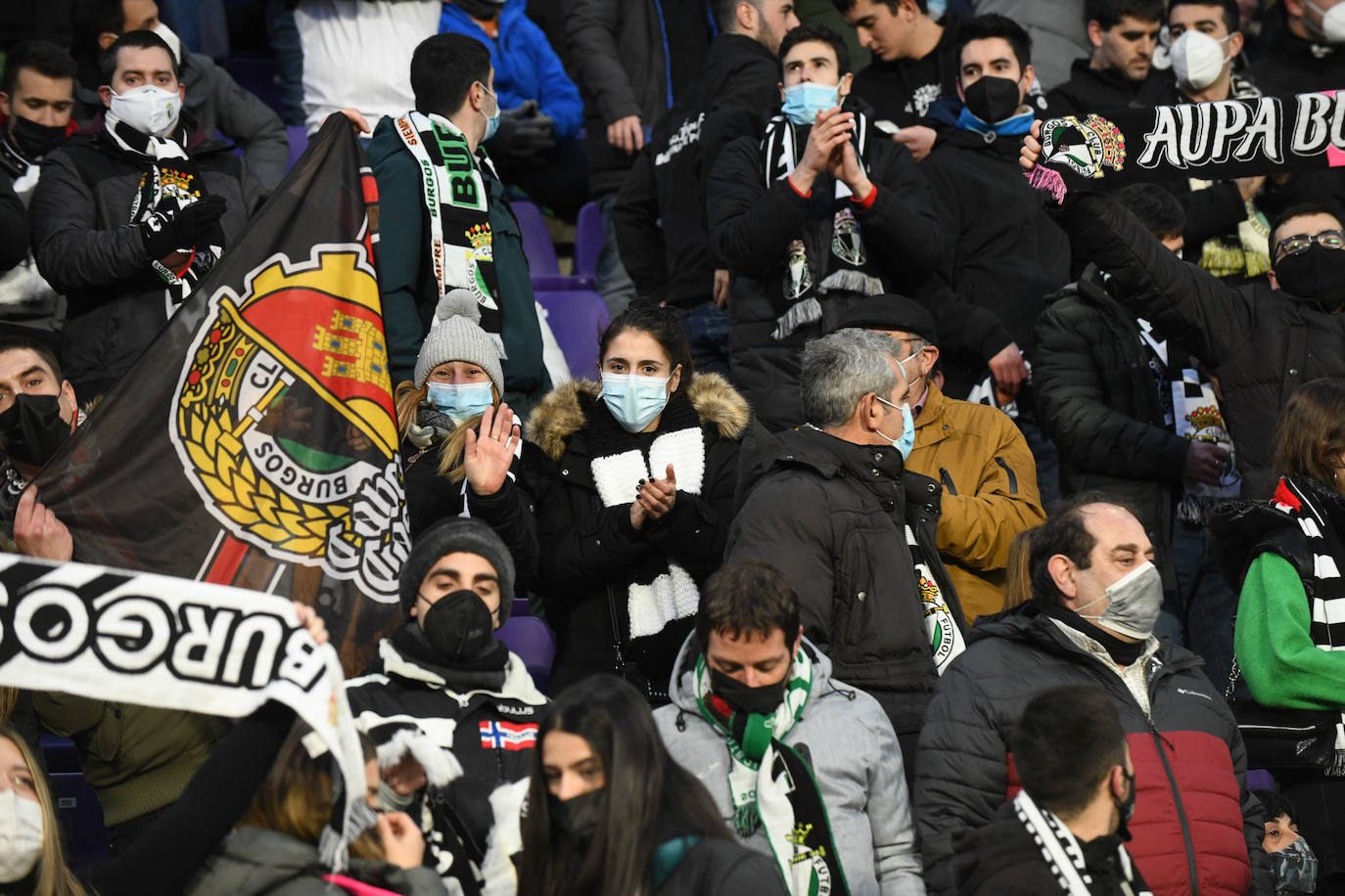 Centenares de aficionados del Burgos CF se hicieron notar en Valladolid.