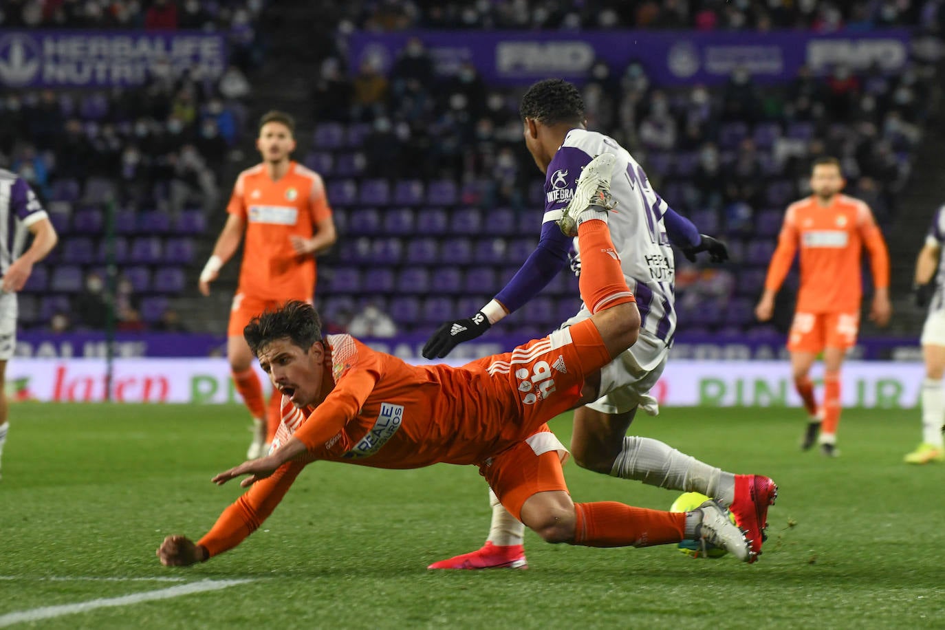 Derrota de los de Calero en casa del Real Valladolid.