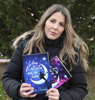 Silvia, escritora burgalesa que ha autopublicado su libro. 