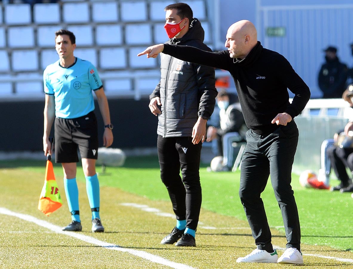 Fotos: El Burgos golea al Leganés