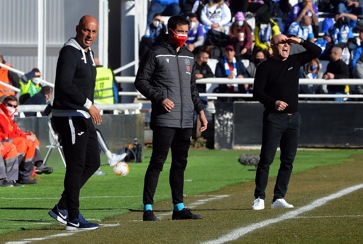 Fotos: El Burgos golea al Leganés