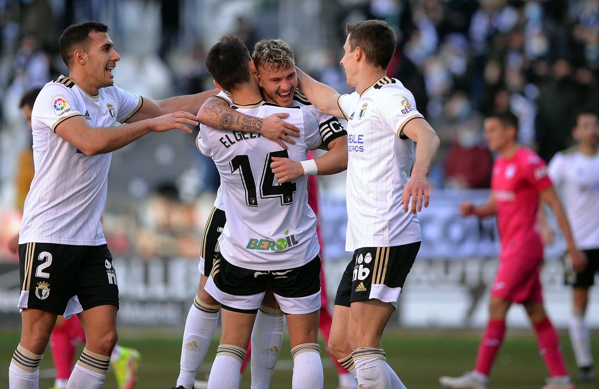 Fotos: El Burgos golea al Leganés