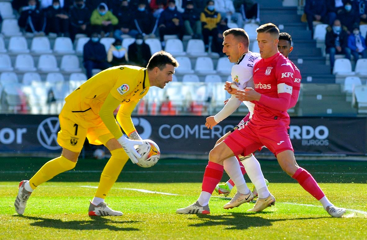 Fotos: El Burgos golea al Leganés