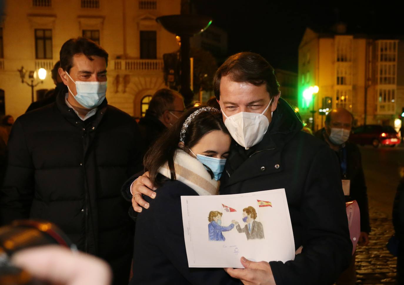 Fotos: Isabel Díaz Ayuso se da un baño de masas en Burgos