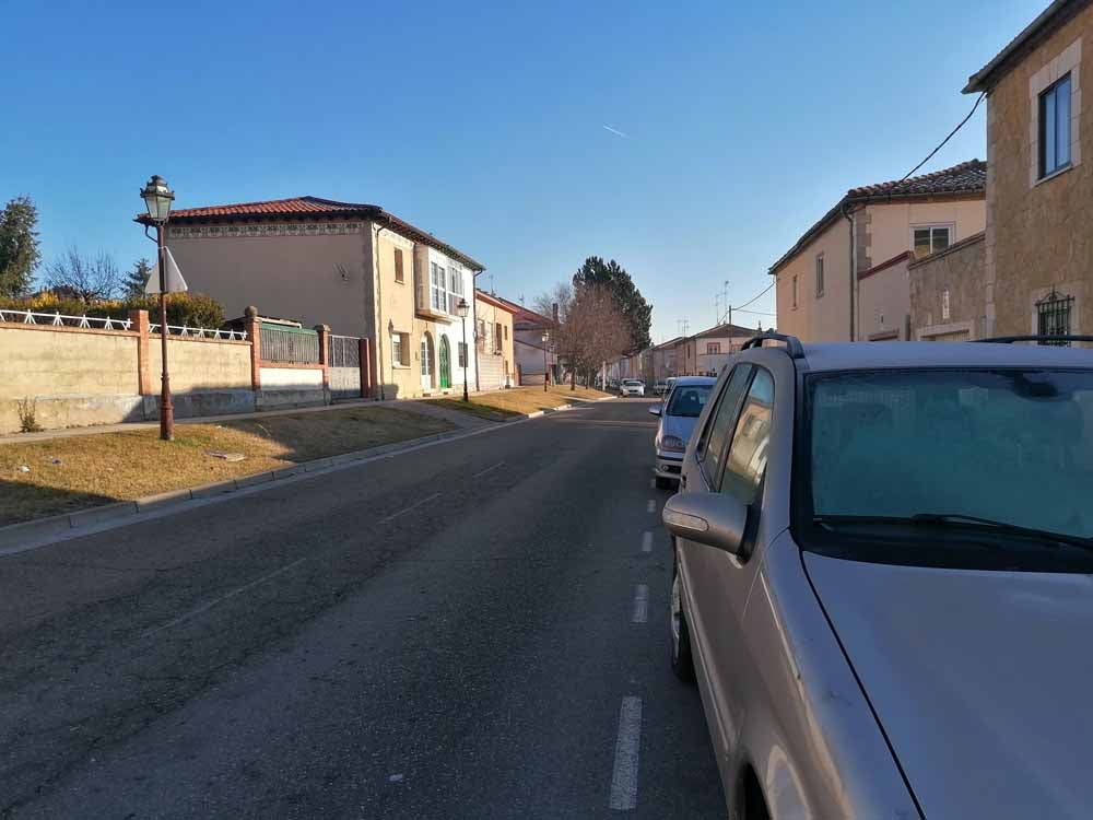 Fotos: Los vecinos de la Barriada de los Ríos reivindican mejoras para este barrio de Burgos