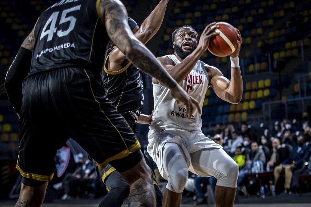 Los burgaleses se clasifican para la final de la Intercontinental tras ganar a los egipcios.