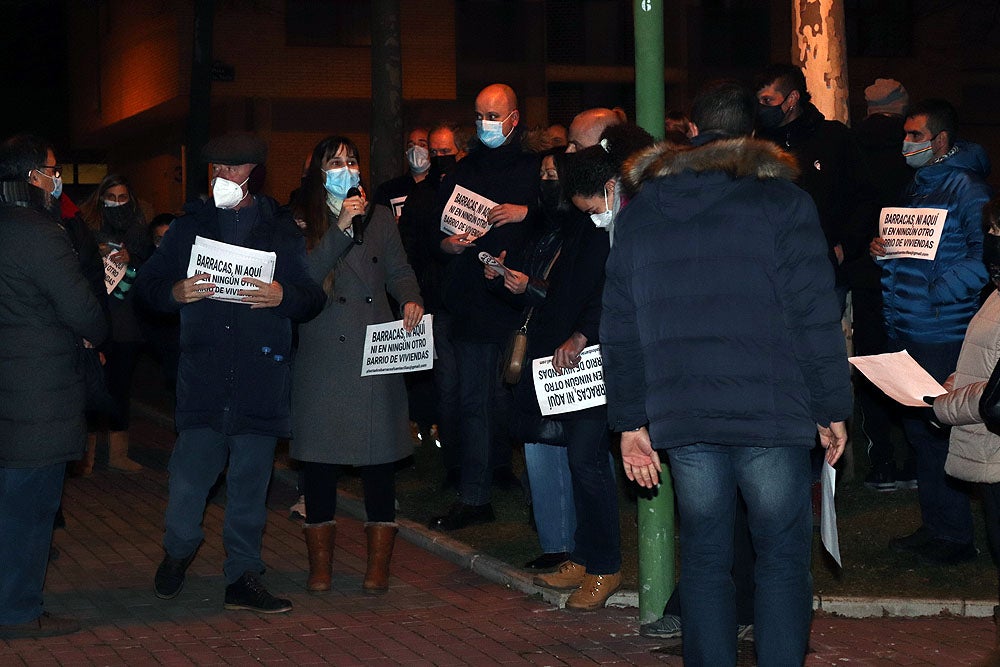 Fotos: Los vecinos de Fuentecillas protestan contra las barracas