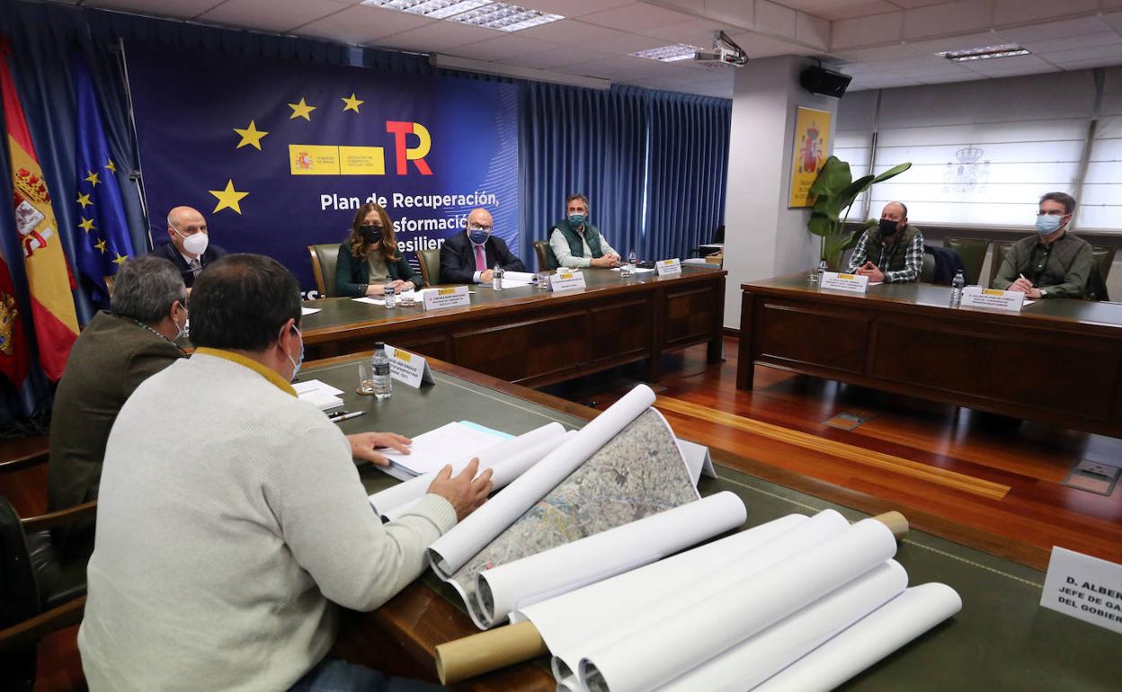 Un momento de la reunión celebrada esta mañana. 