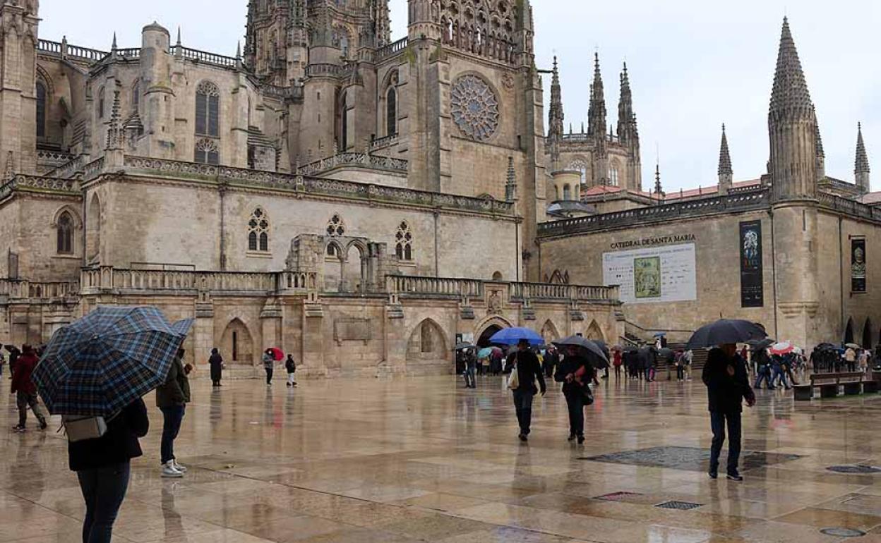 La lluvia ha vuelto a ser la protagonista en el tiempo de Burgos.