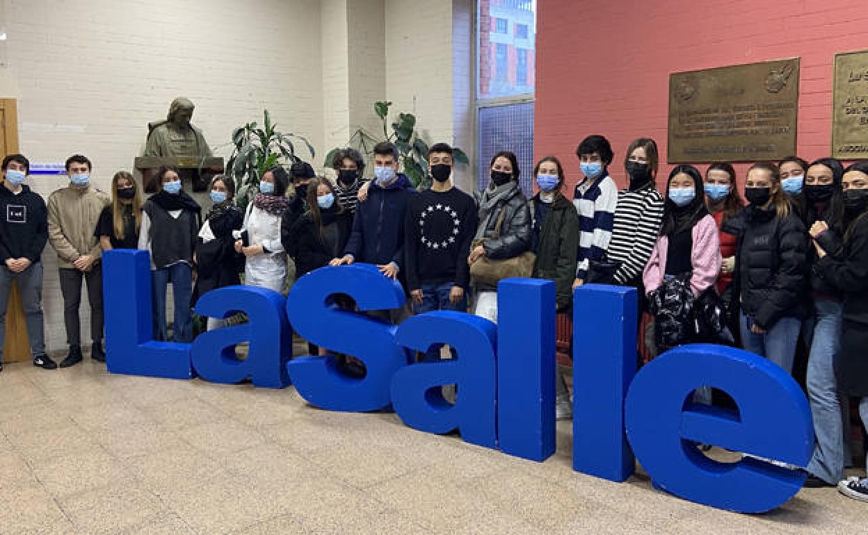 Voluntarios de La Salle. 