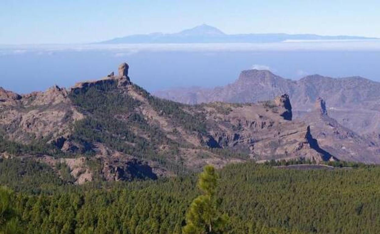 Montañas y paisaje canario. 