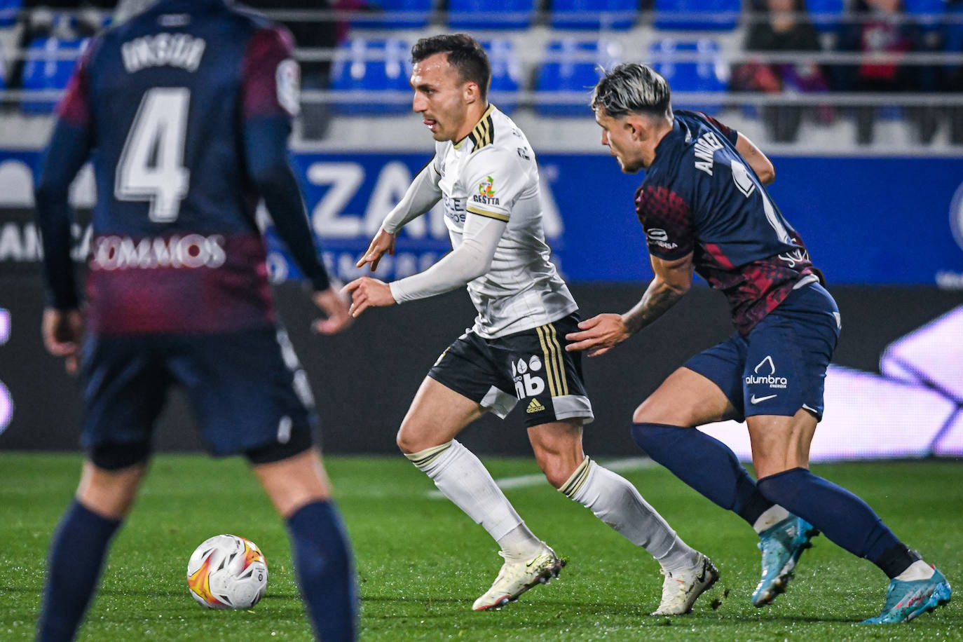 Fotos: El Burgos CF cae por la mínima ante el Huesca