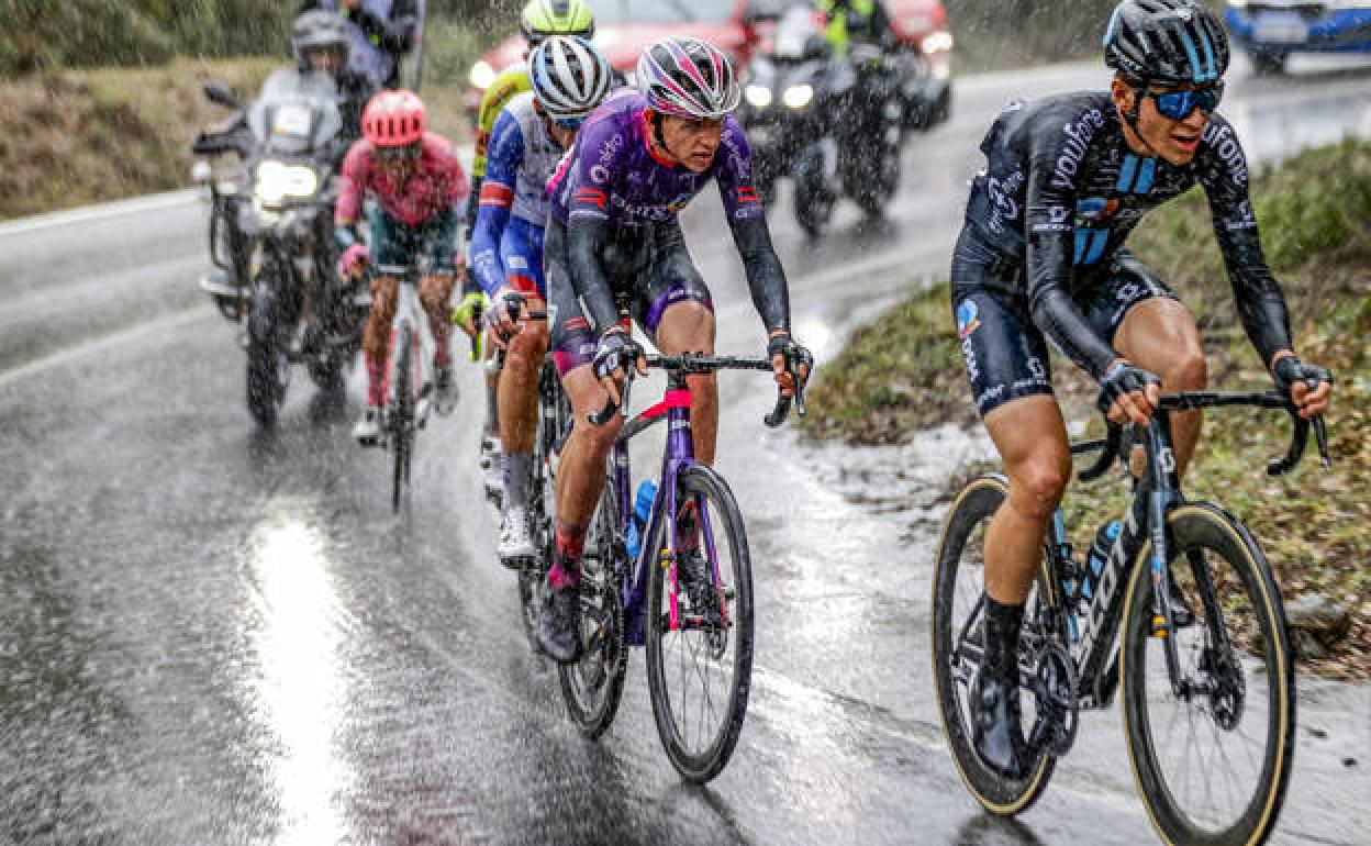 Alex Molenaar en la fuga de Volta a Catalunya. 