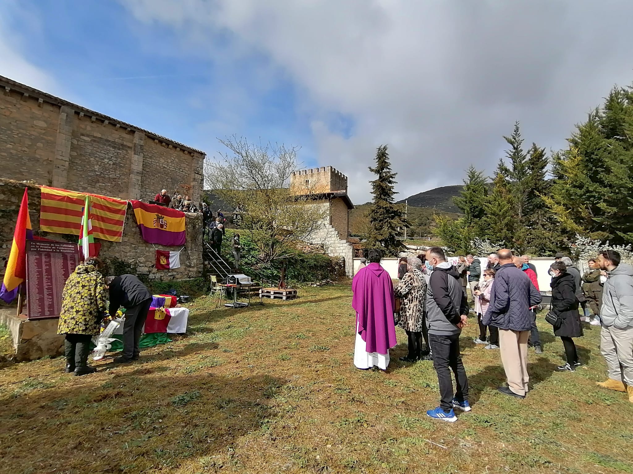 Fotos: Valdenoceda celebra el homenajea los represaliados de la antigua prisión