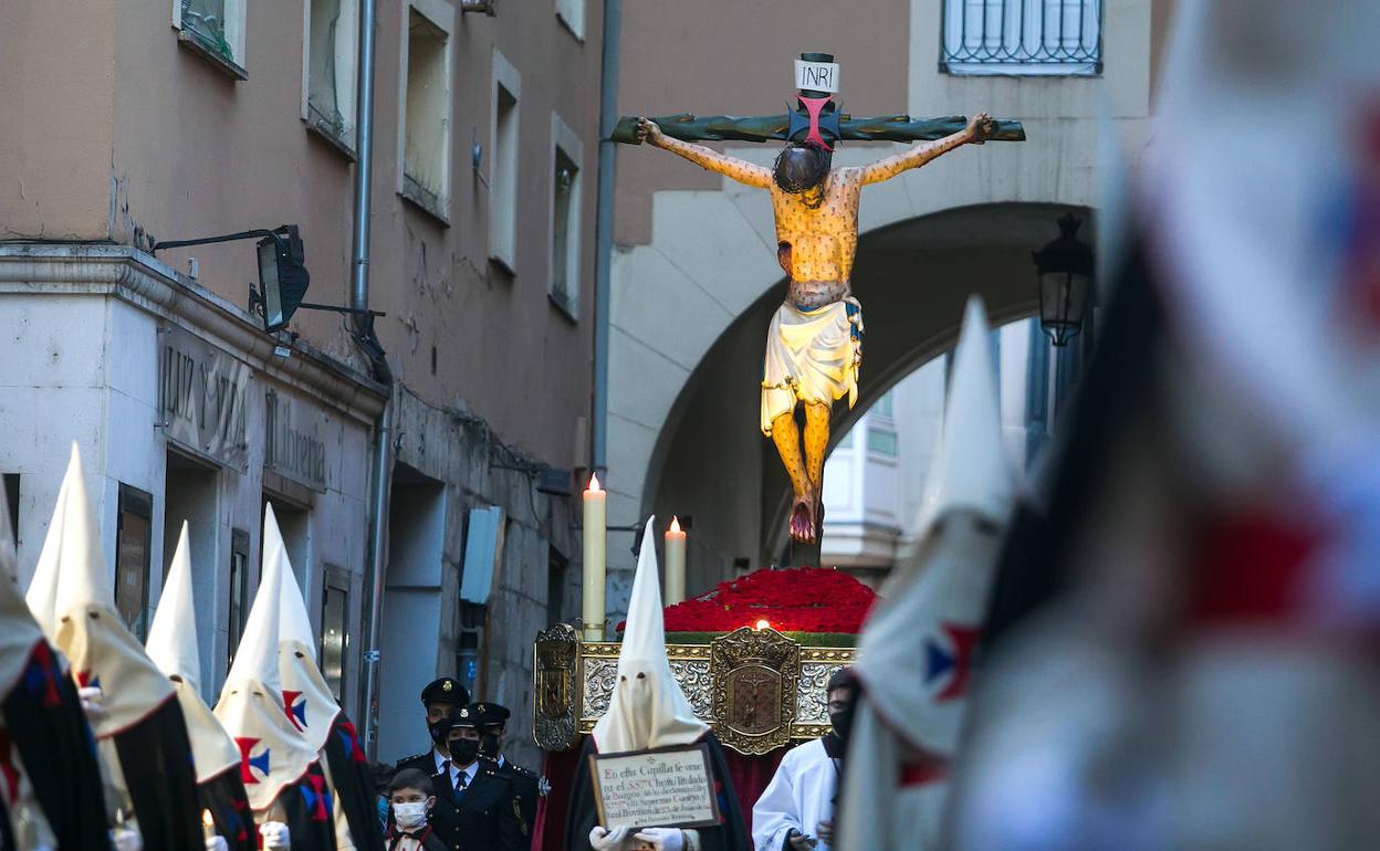 El Santísimo Cristo de Burgos por las calles de Burgos. 