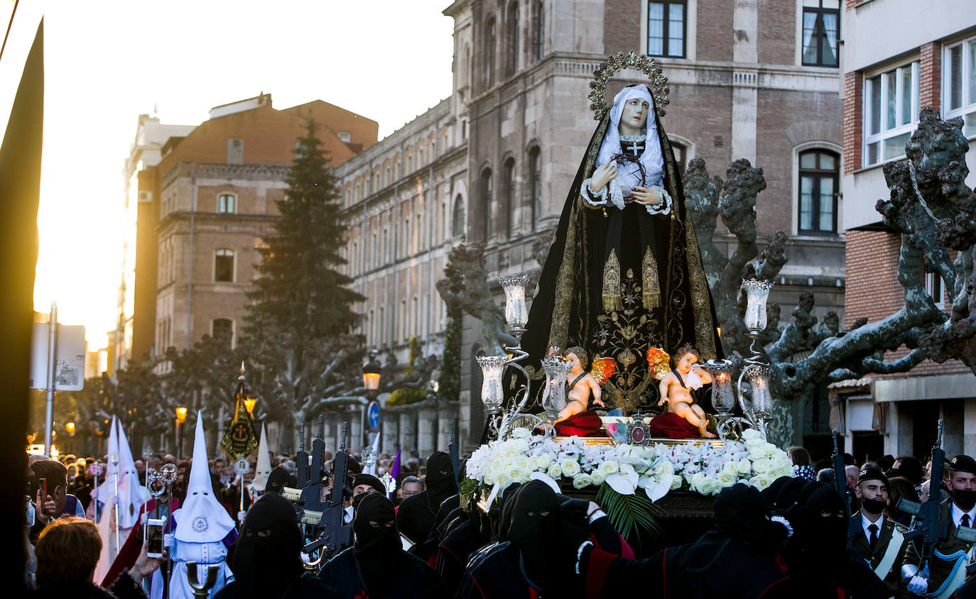 Fotos: La Soledad recorre el centro de Burgos