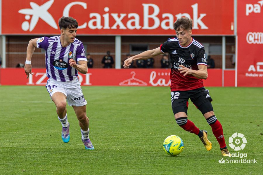 Fotos: El Mirandés cae ante el Real Valladolid en Anduva