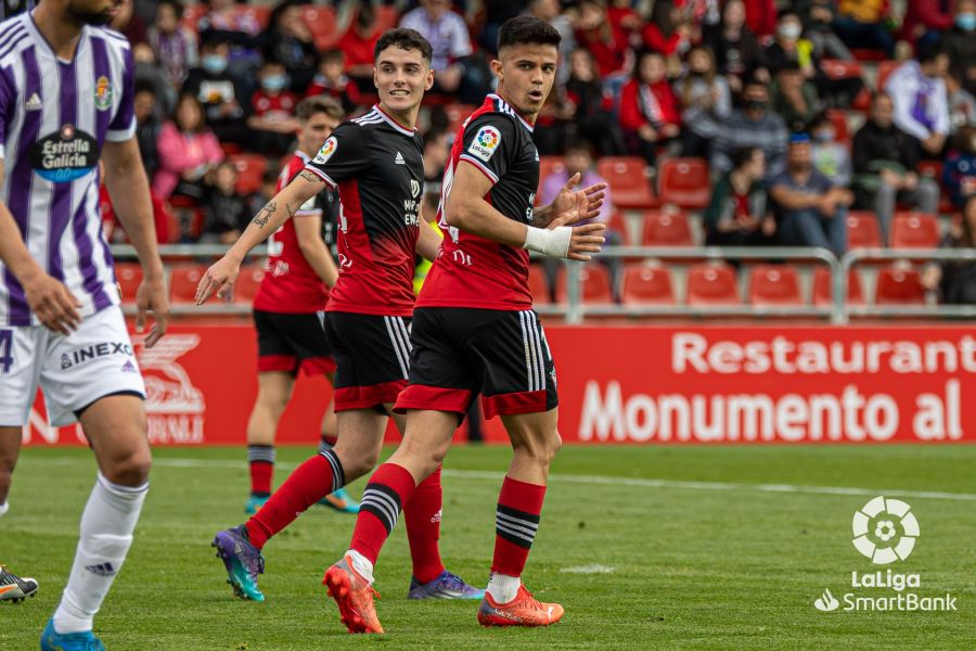 Fotos: El Mirandés cae ante el Real Valladolid en Anduva