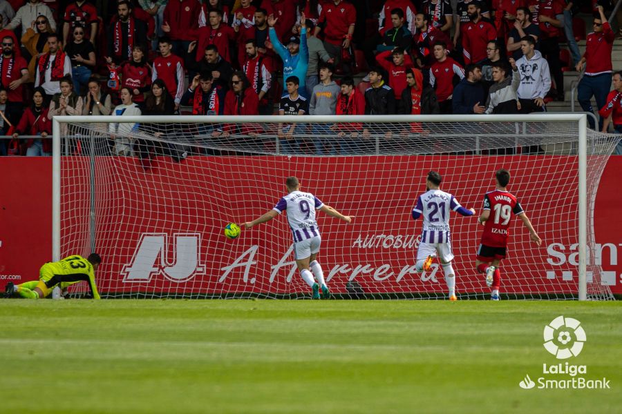 Fotos: El Mirandés cae ante el Real Valladolid en Anduva