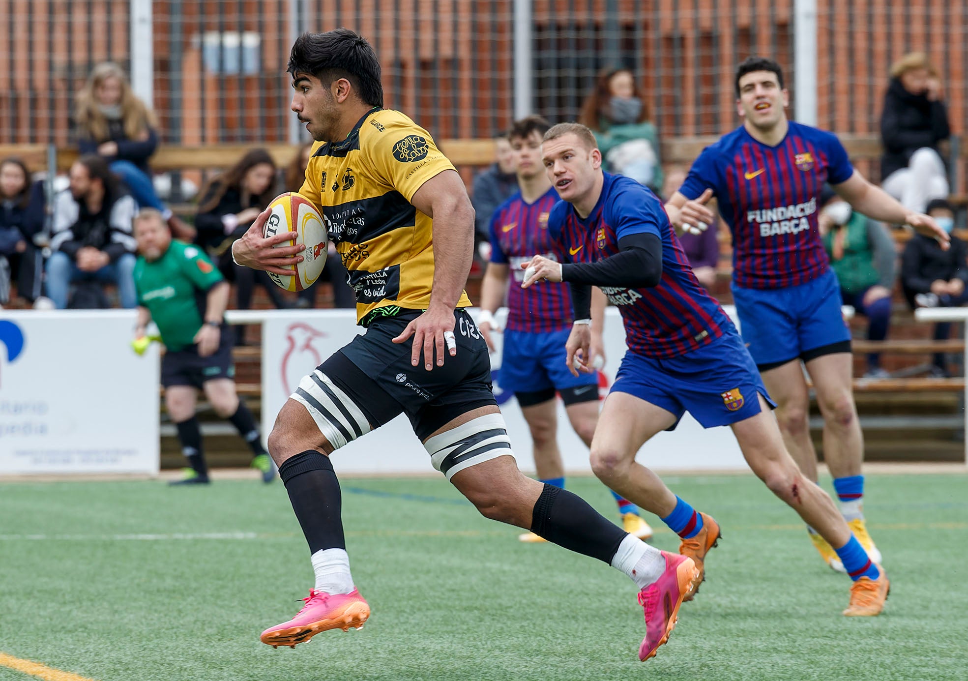 Fotos: Victoria del Recoletas Burgos frente al Barça a Rugbi
