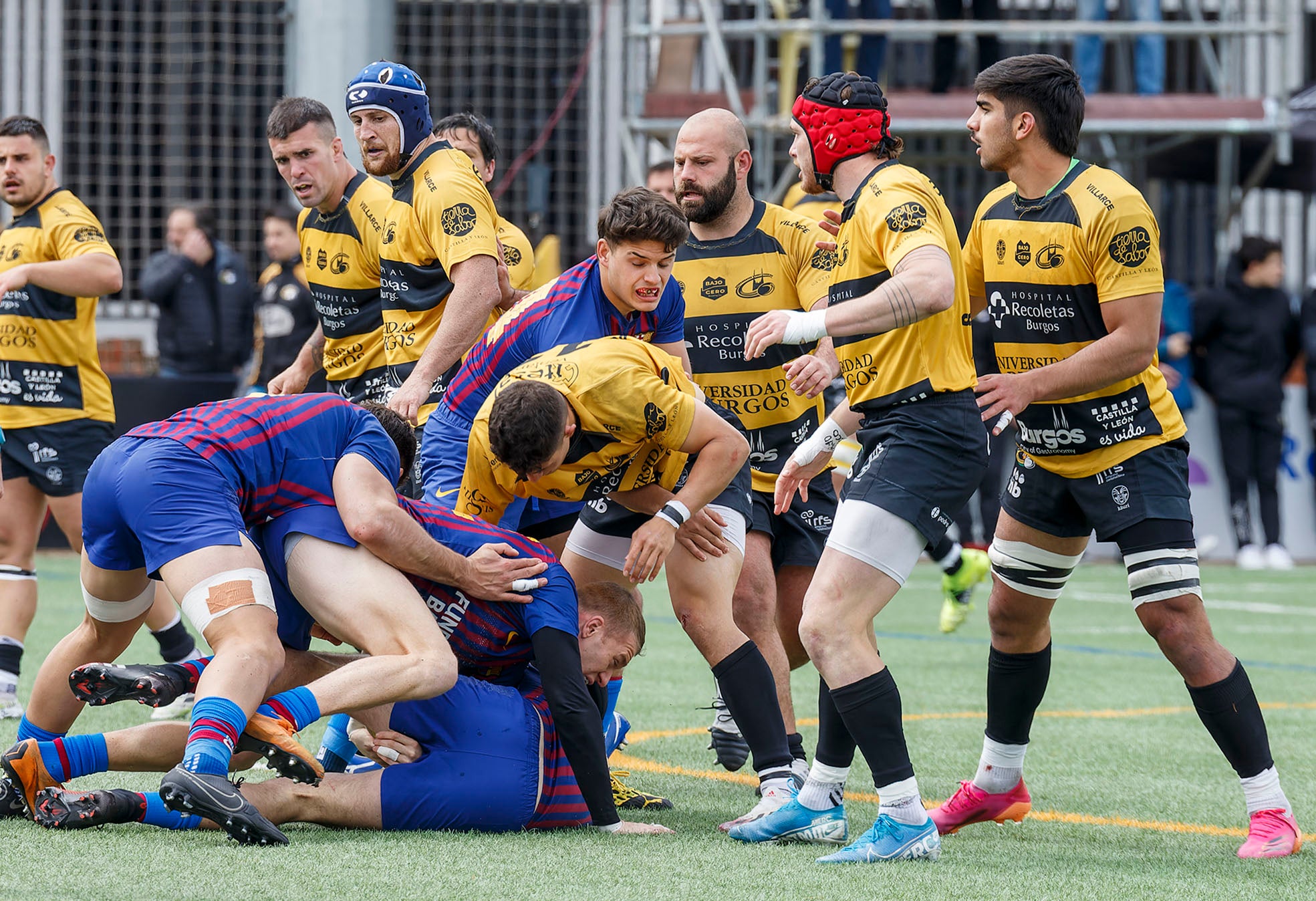 Fotos: Victoria del Recoletas Burgos frente al Barça a Rugbi