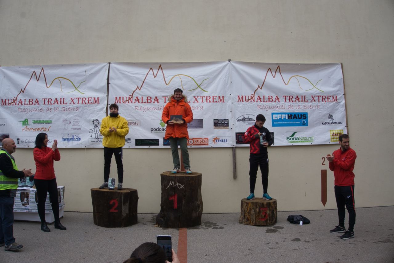 Fotos: La Muñalba Trail lleva a lleva a los participantes al límite en Regumiel de la Sierra