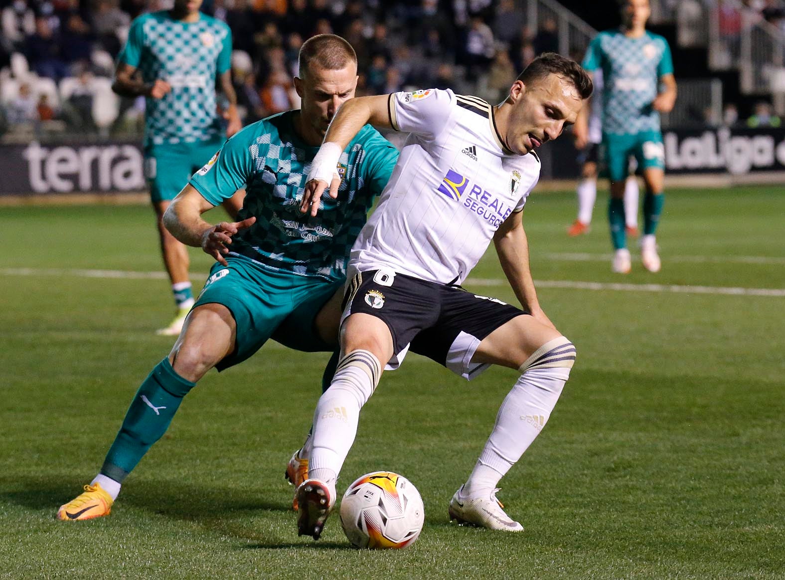 El Burgos no puede con un buen Almería