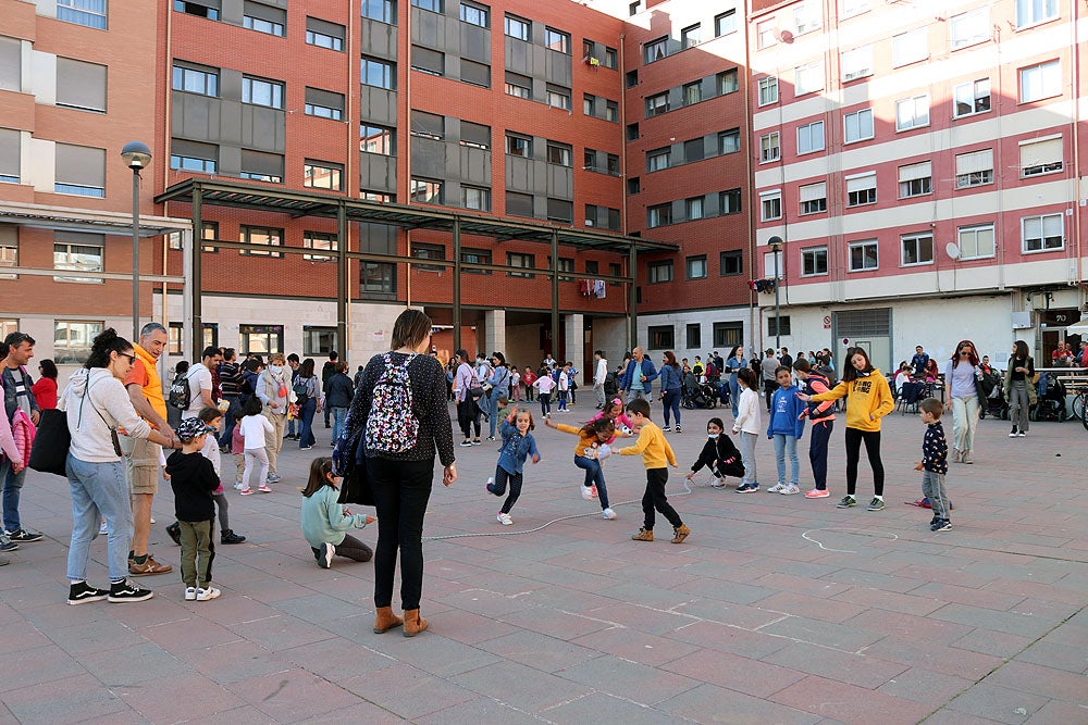 Fotos: Los niños toman la calle en San Pedro de la Fuente-Fuentecillas