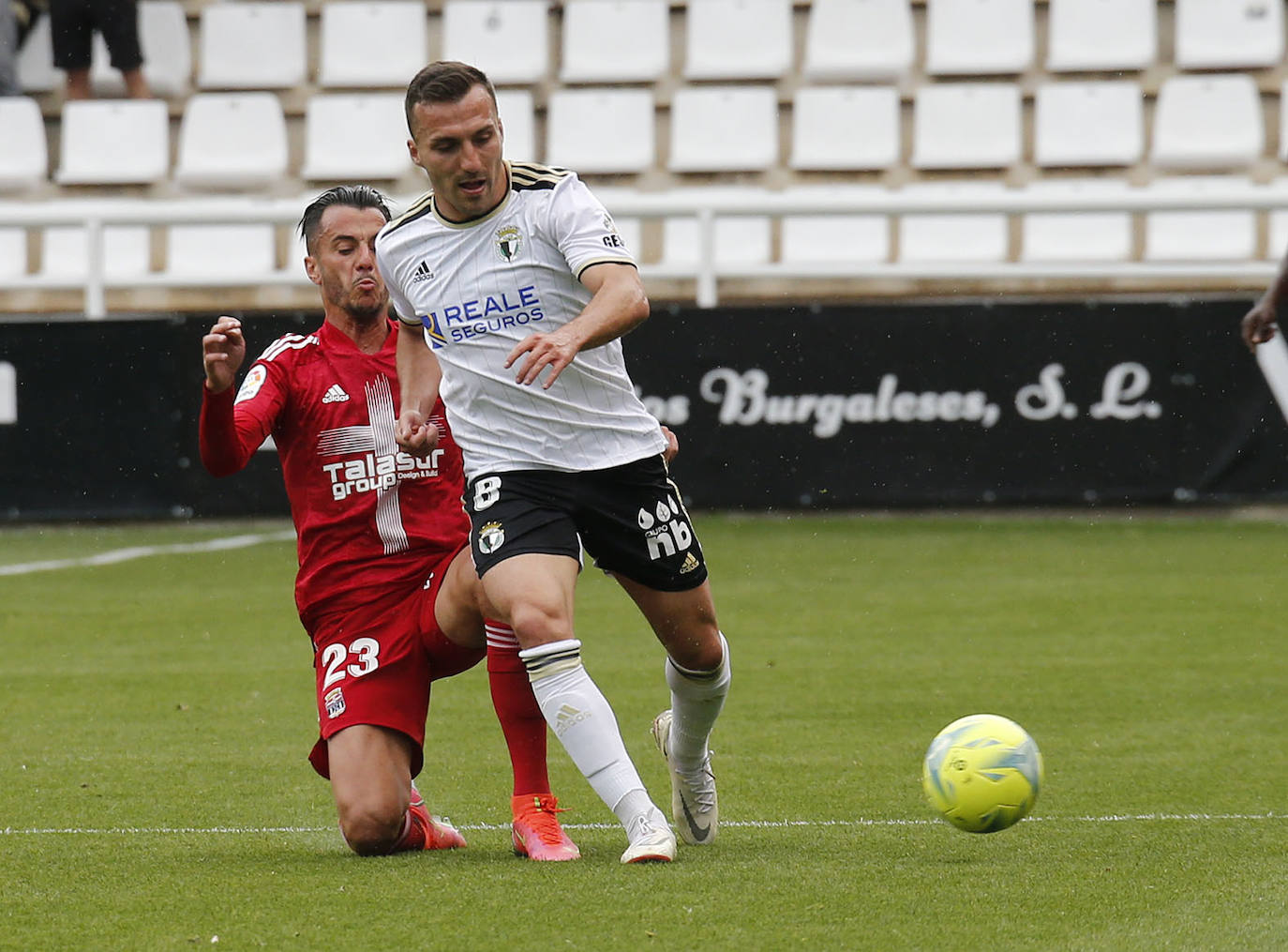 Imágenes del partido ante el Cartagena en El Plantío