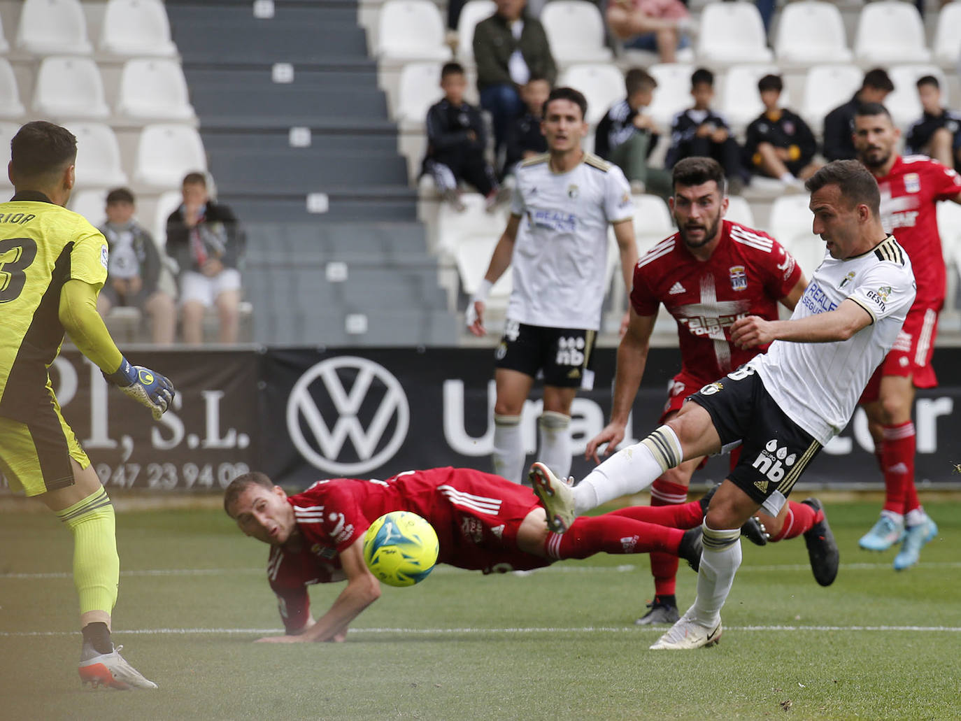 Imágenes del partido ante el Cartagena en El Plantío