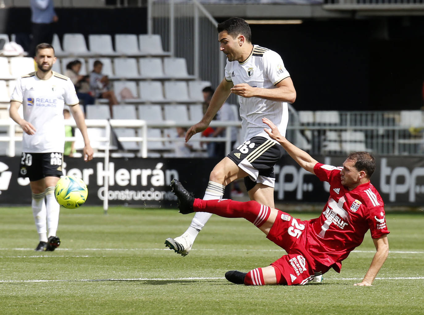 Imágenes del partido ante el Cartagena en El Plantío