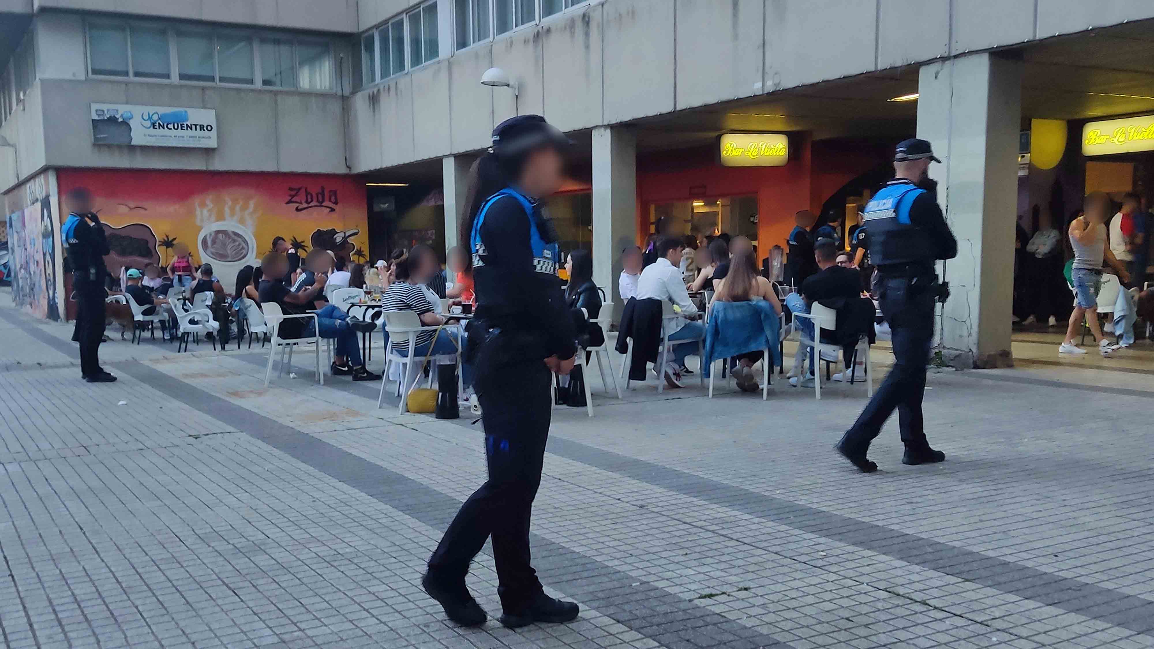 Fotos: Una noche de viernes de patrulla con la Policía Local de Burgos